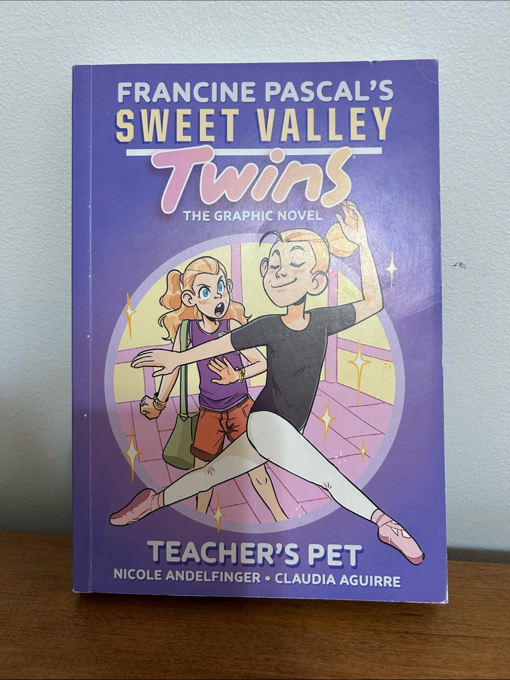 Sweet Valley Twins: Teacher's Pet Graphic Novel - Purple